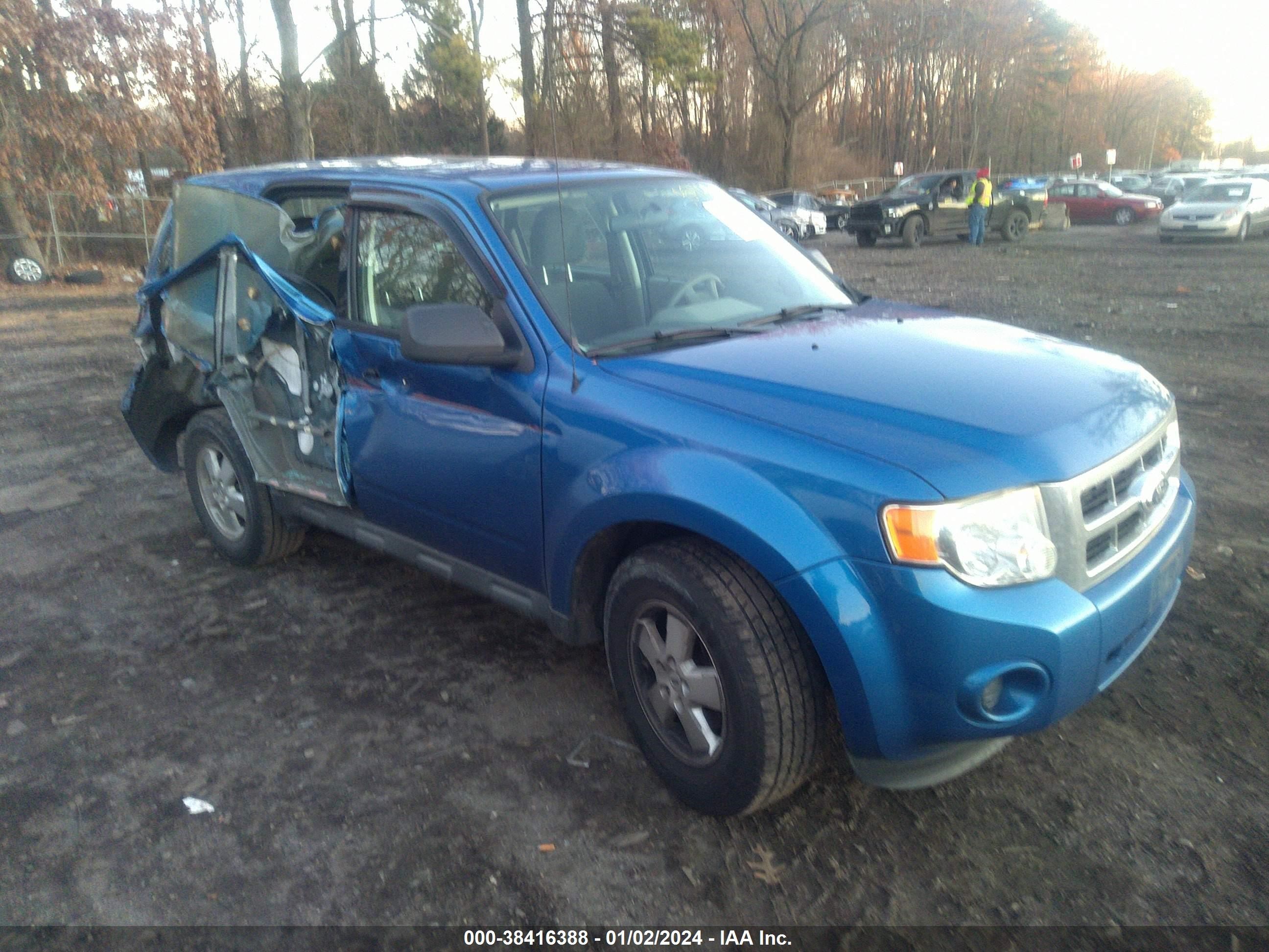 FORD ESCAPE 2011 1fmcu0c7xbkb58827