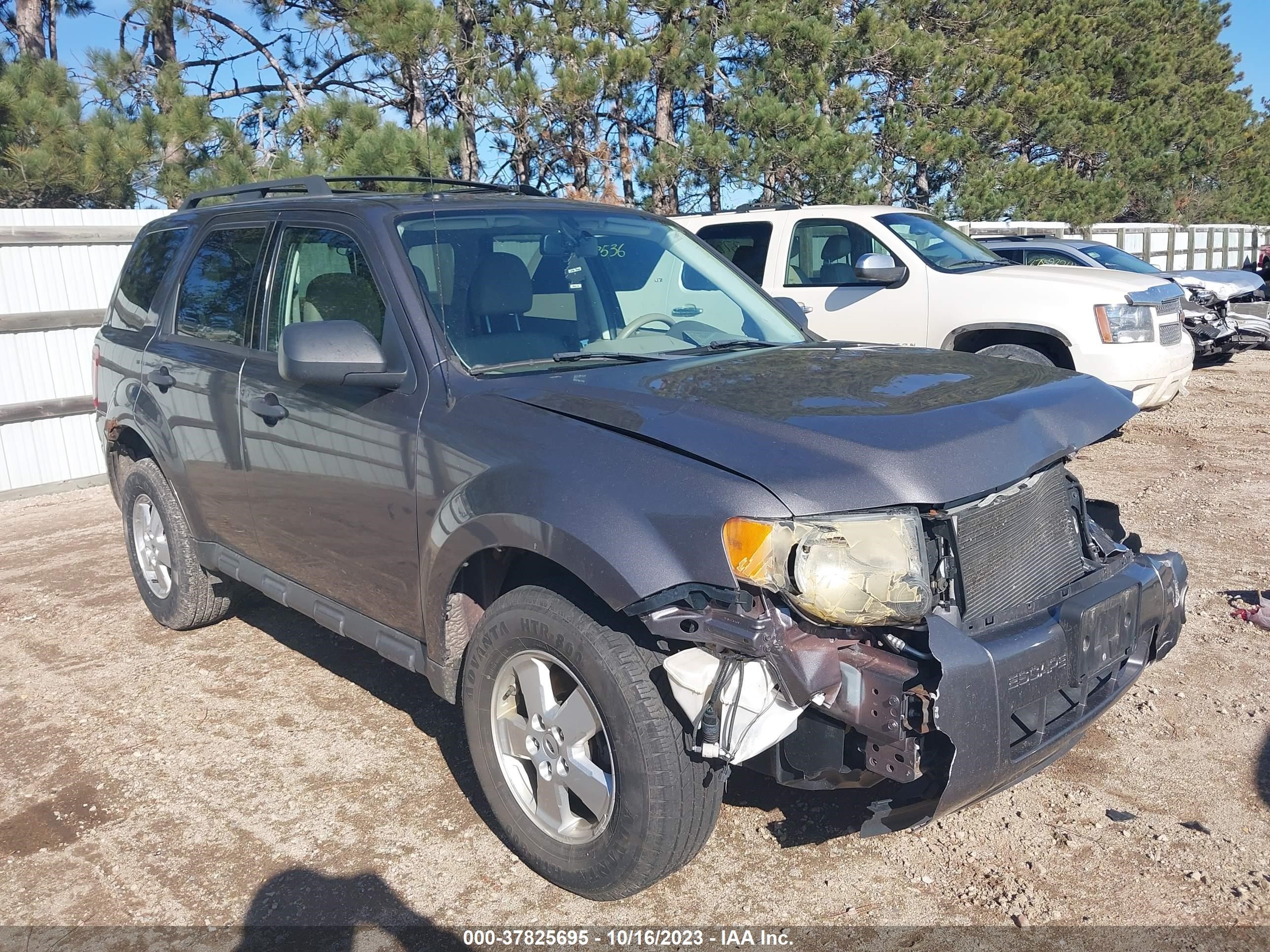 FORD ESCAPE 2011 1fmcu0d70bka22088