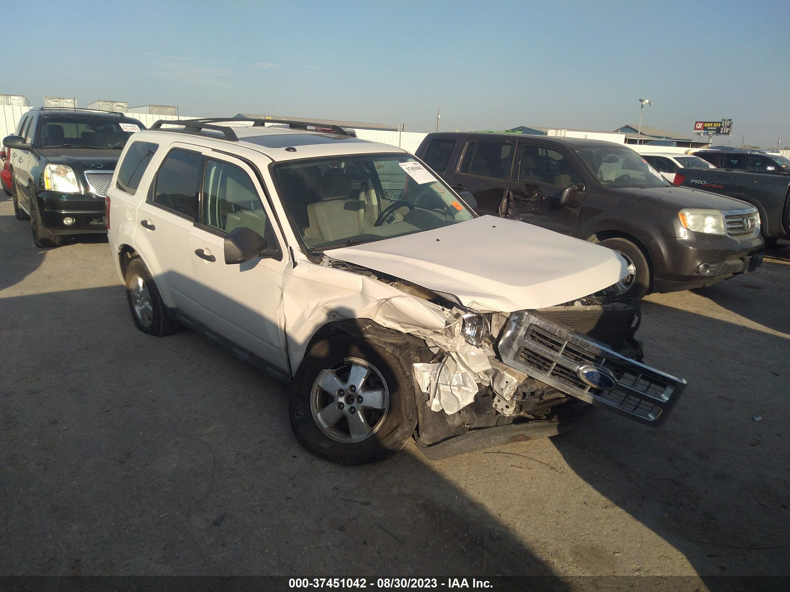 FORD ESCAPE 2011 1fmcu0d72bkb97880