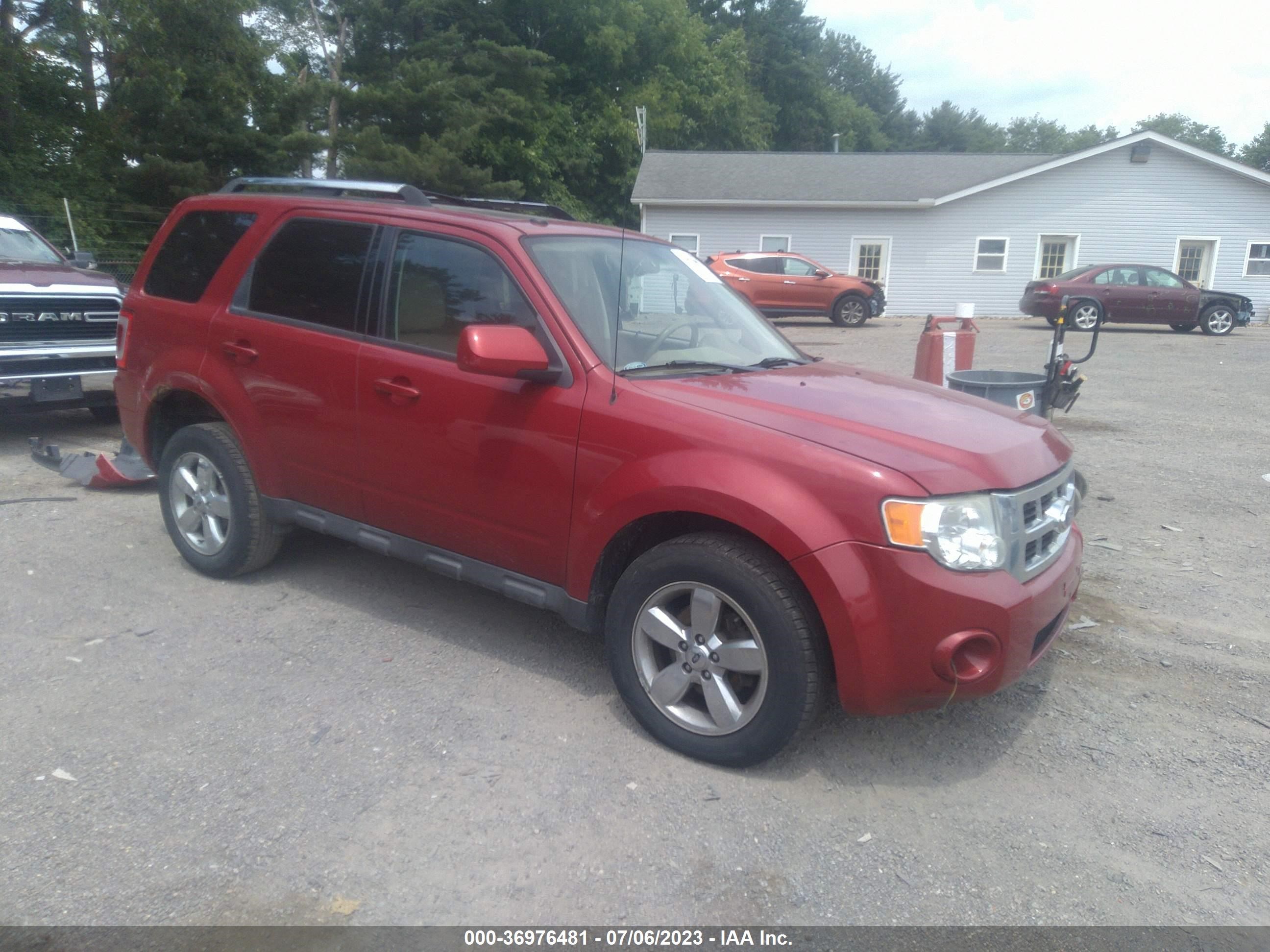 FORD ESCAPE 2011 1fmcu0eg8bka61204