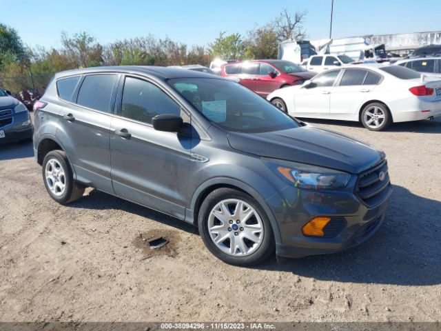 FORD ESCAPE 2018 1fmcu0f70jua41546