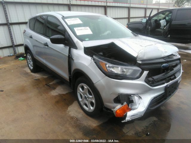 FORD ESCAPE 2018 1fmcu0f70juc05877