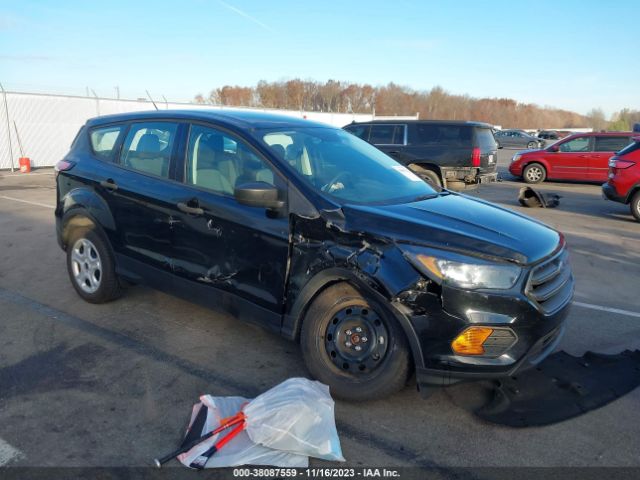 FORD ESCAPE 2018 1fmcu0f70juc07239