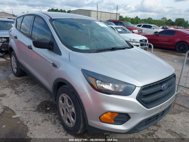 FORD ESCAPE 2018 1fmcu0f70juc77498