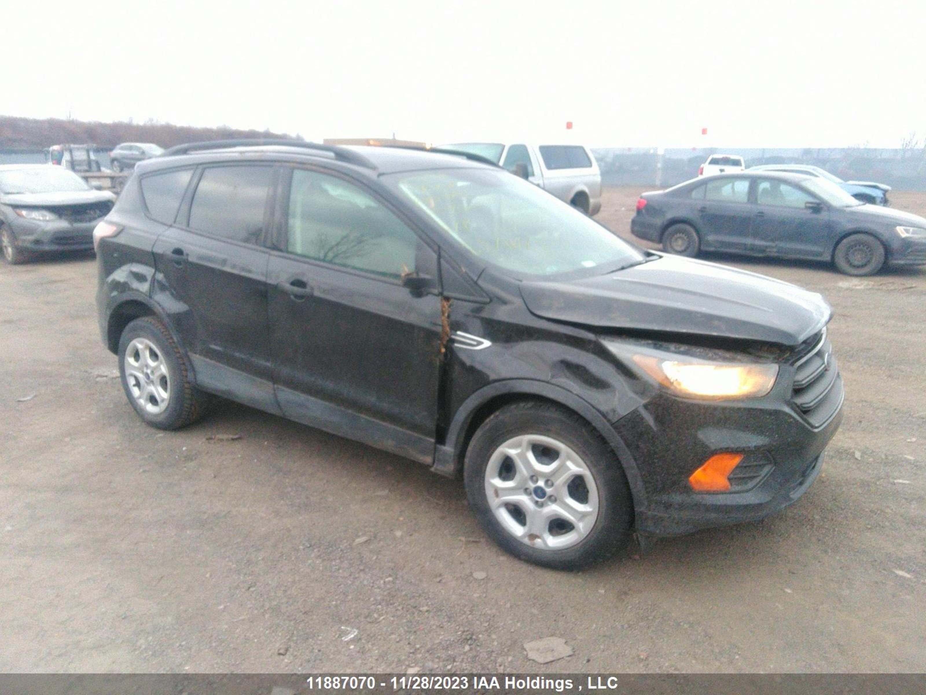 FORD ESCAPE 2018 1fmcu0f70juc81762