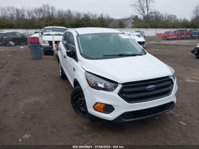 FORD ESCAPE 2018 1fmcu0f70jud15649