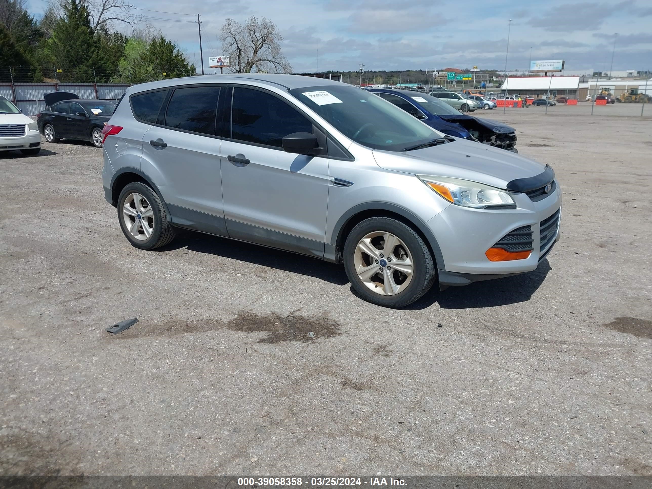 FORD ESCAPE 2015 1fmcu0f75fua57278