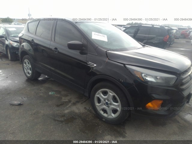 FORD ESCAPE 2018 1fmcu0f77jua83888