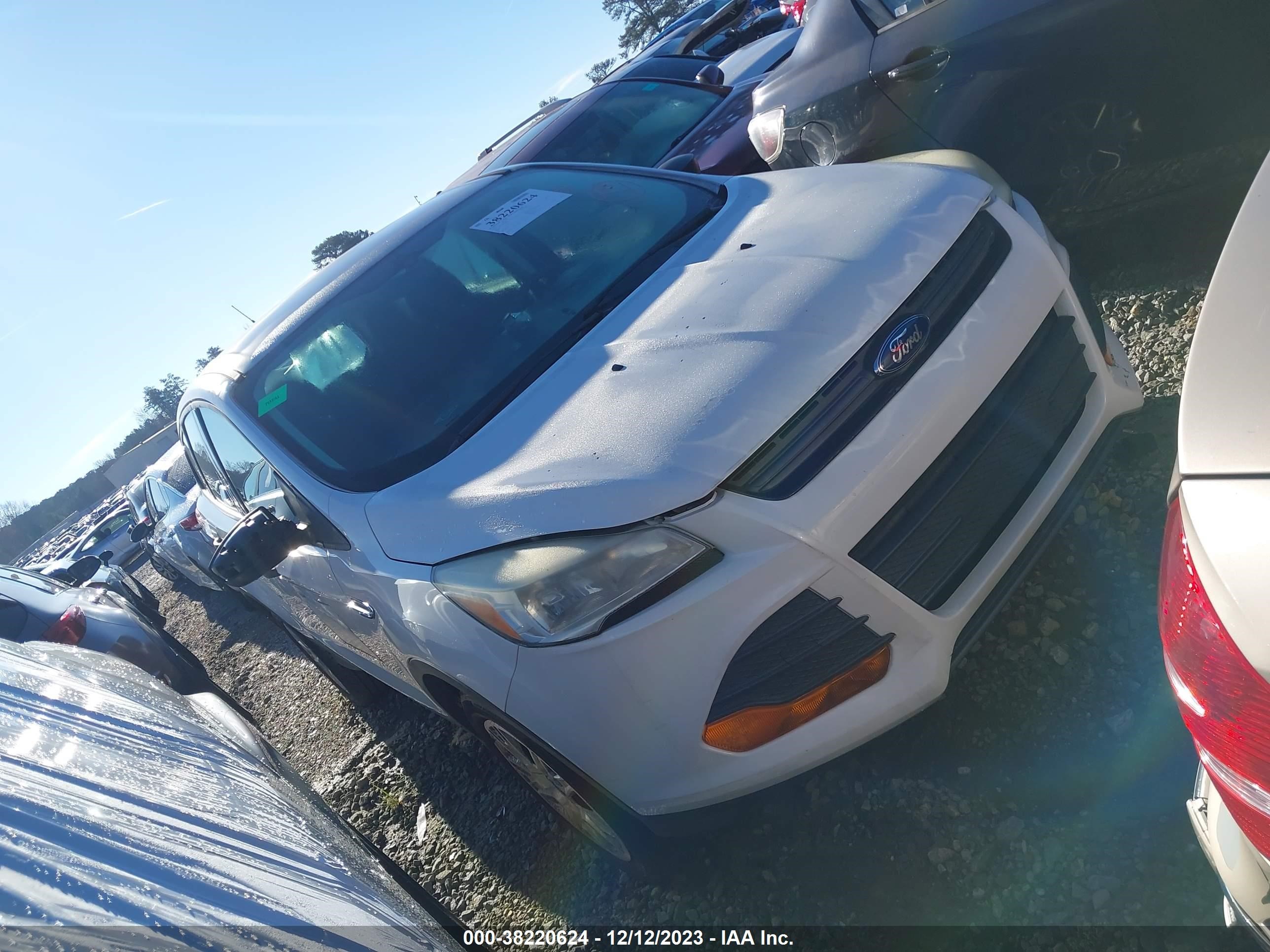 FORD ESCAPE 2015 1fmcu0f79fua73323