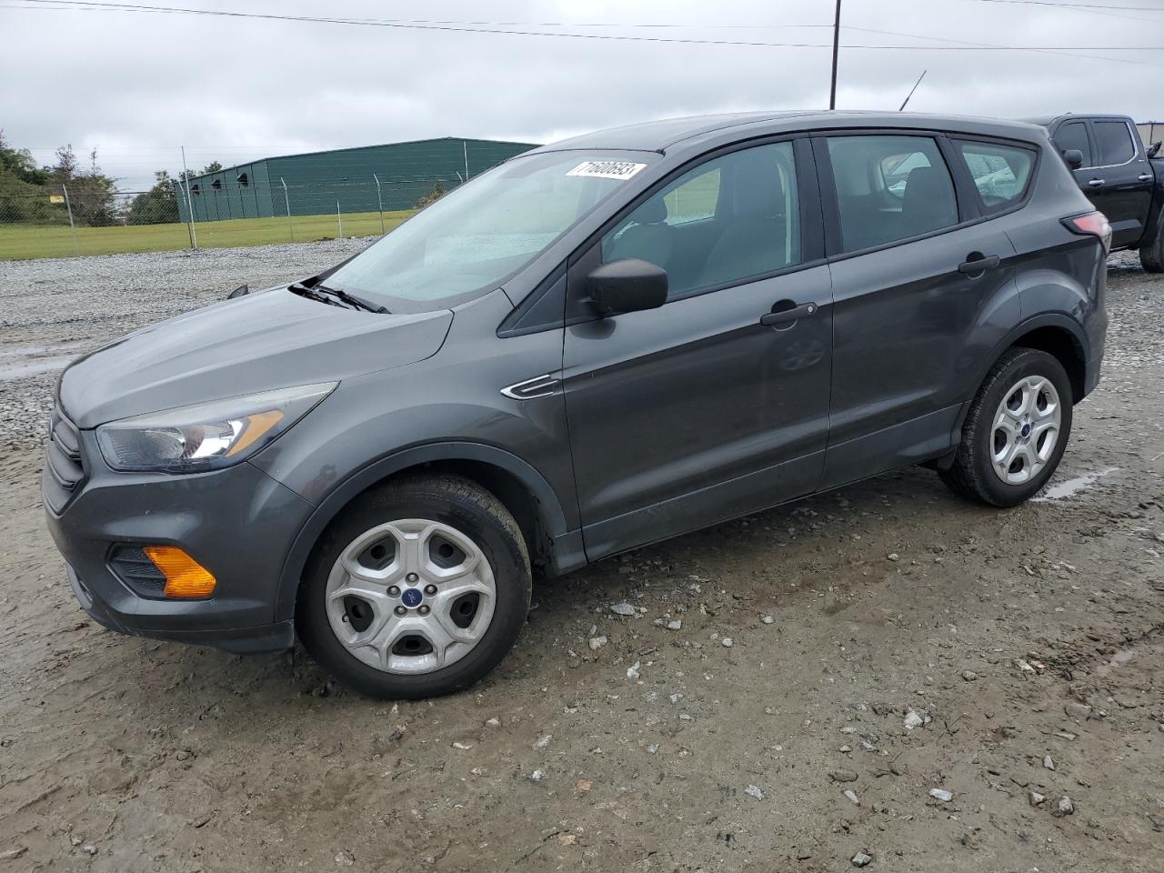 FORD ESCAPE 2018 1fmcu0f79jub79313