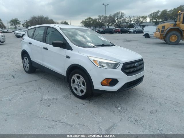 FORD ESCAPE 2017 1fmcu0f7xhuc81911