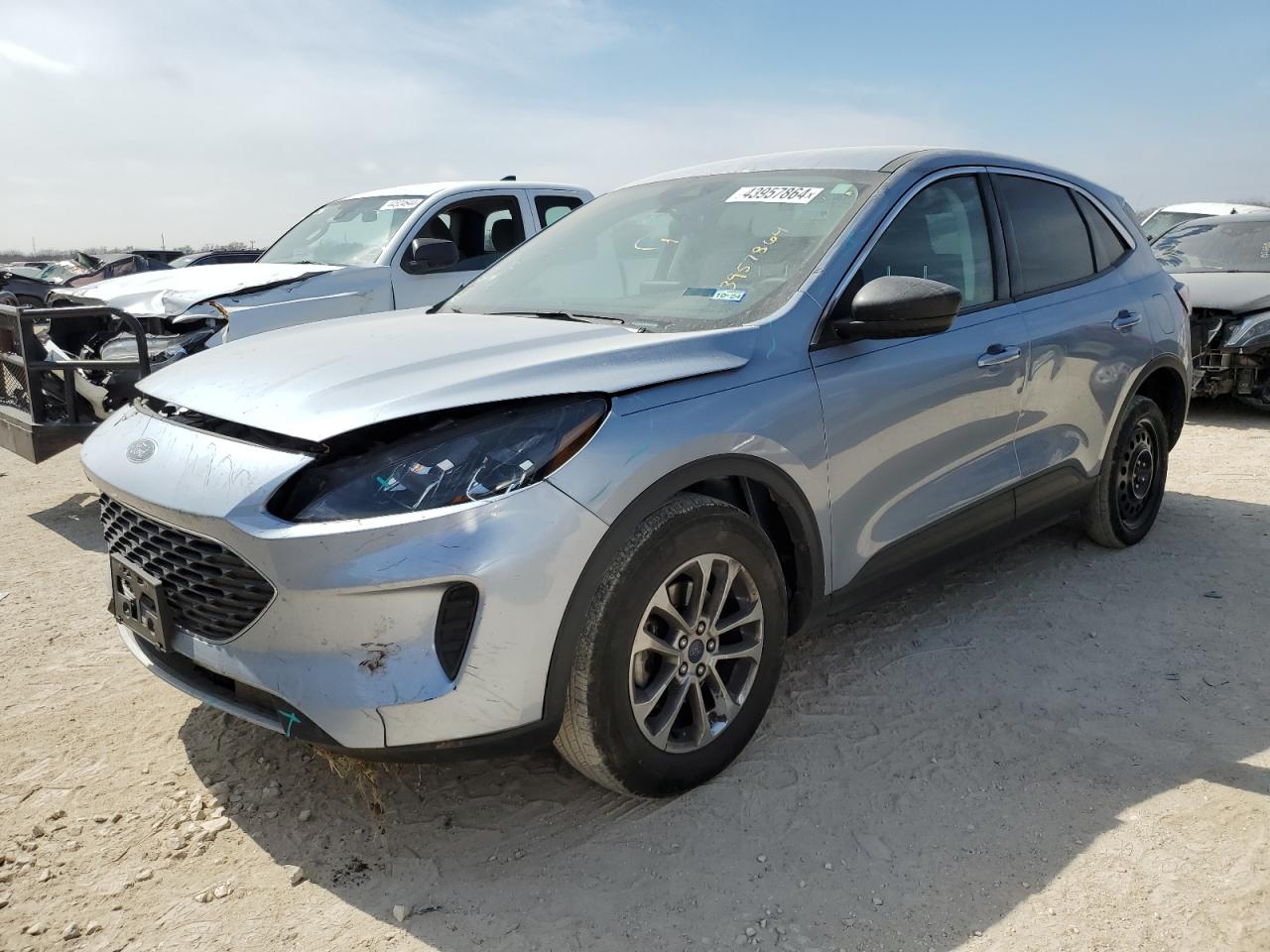 FORD ESCAPE 2022 1fmcu0g67nub50016