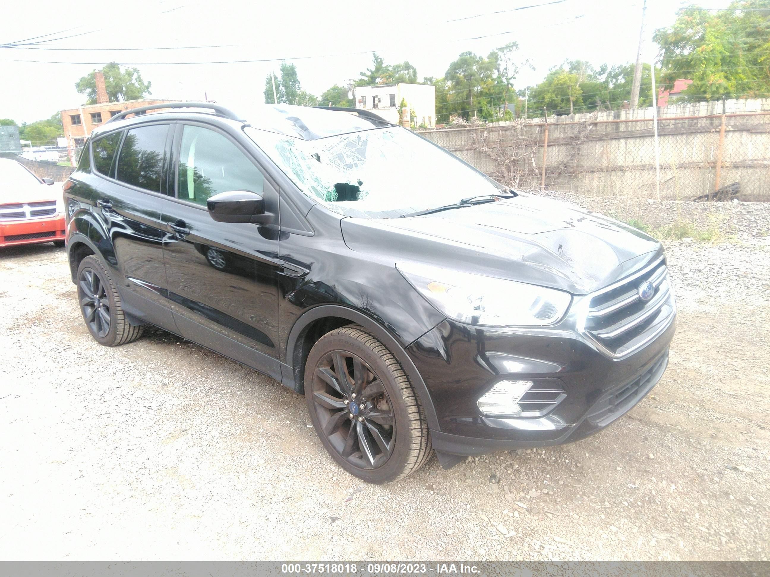 FORD ESCAPE 2017 1fmcu0g90hud08677