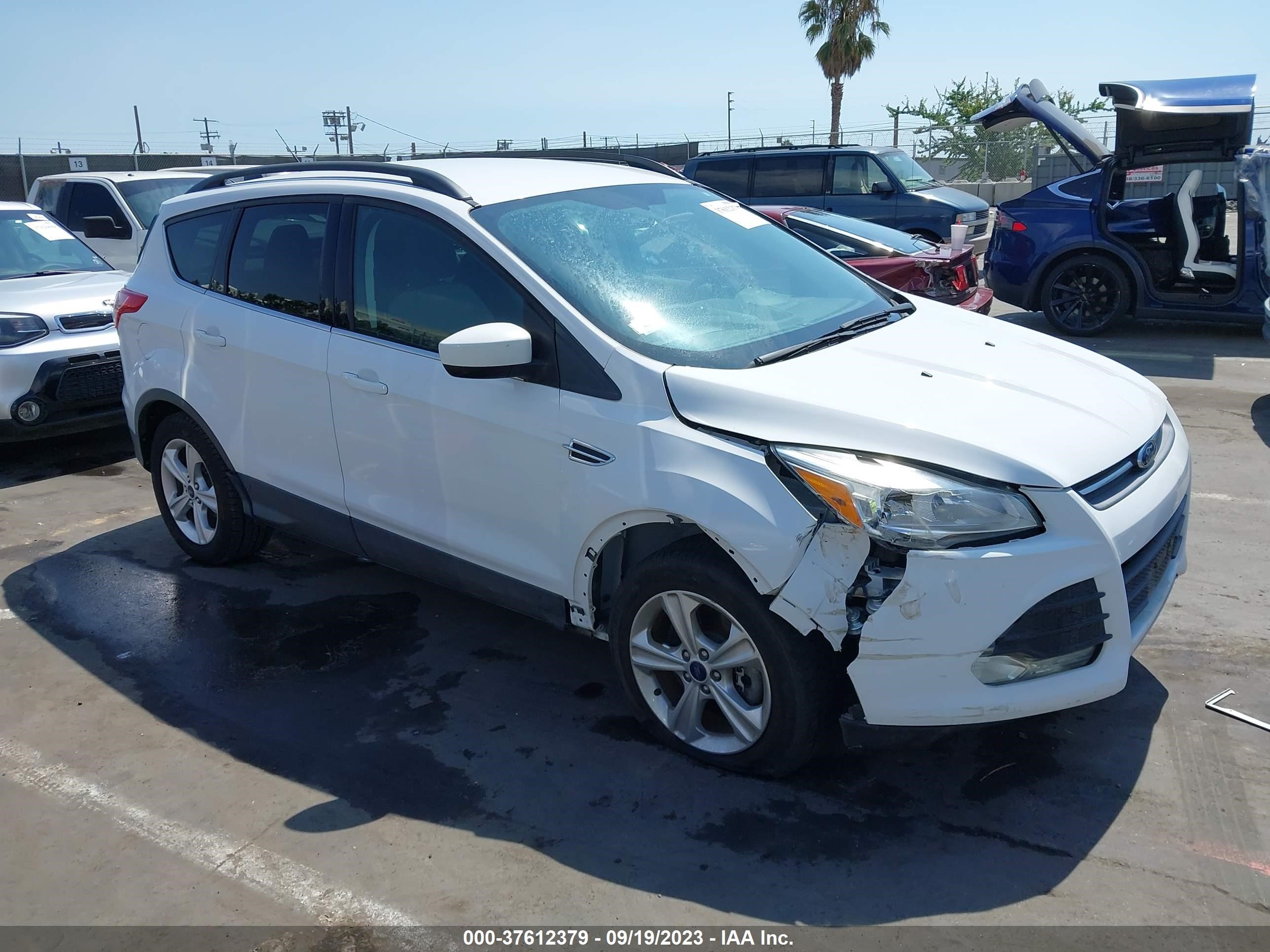 FORD ESCAPE 2016 1fmcu0g95gua68038