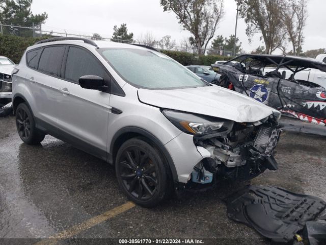 FORD ESCAPE 2017 1fmcu0g95hue16387