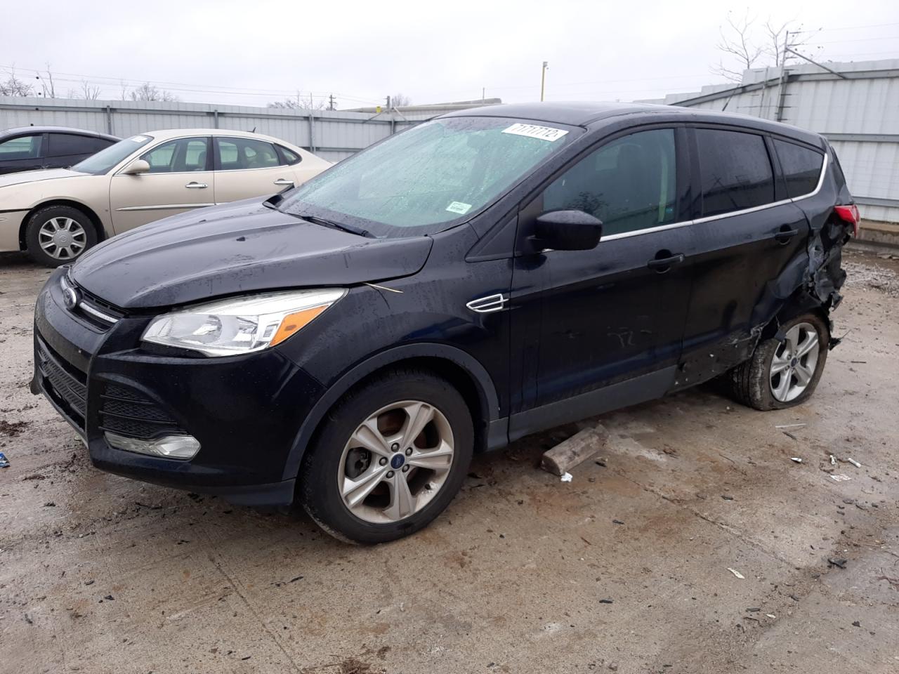 FORD ESCAPE 2015 1fmcu0g9xfua53470