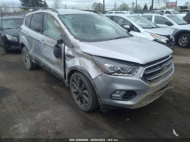 FORD ESCAPE 2017 1fmcu0gd0huc64622