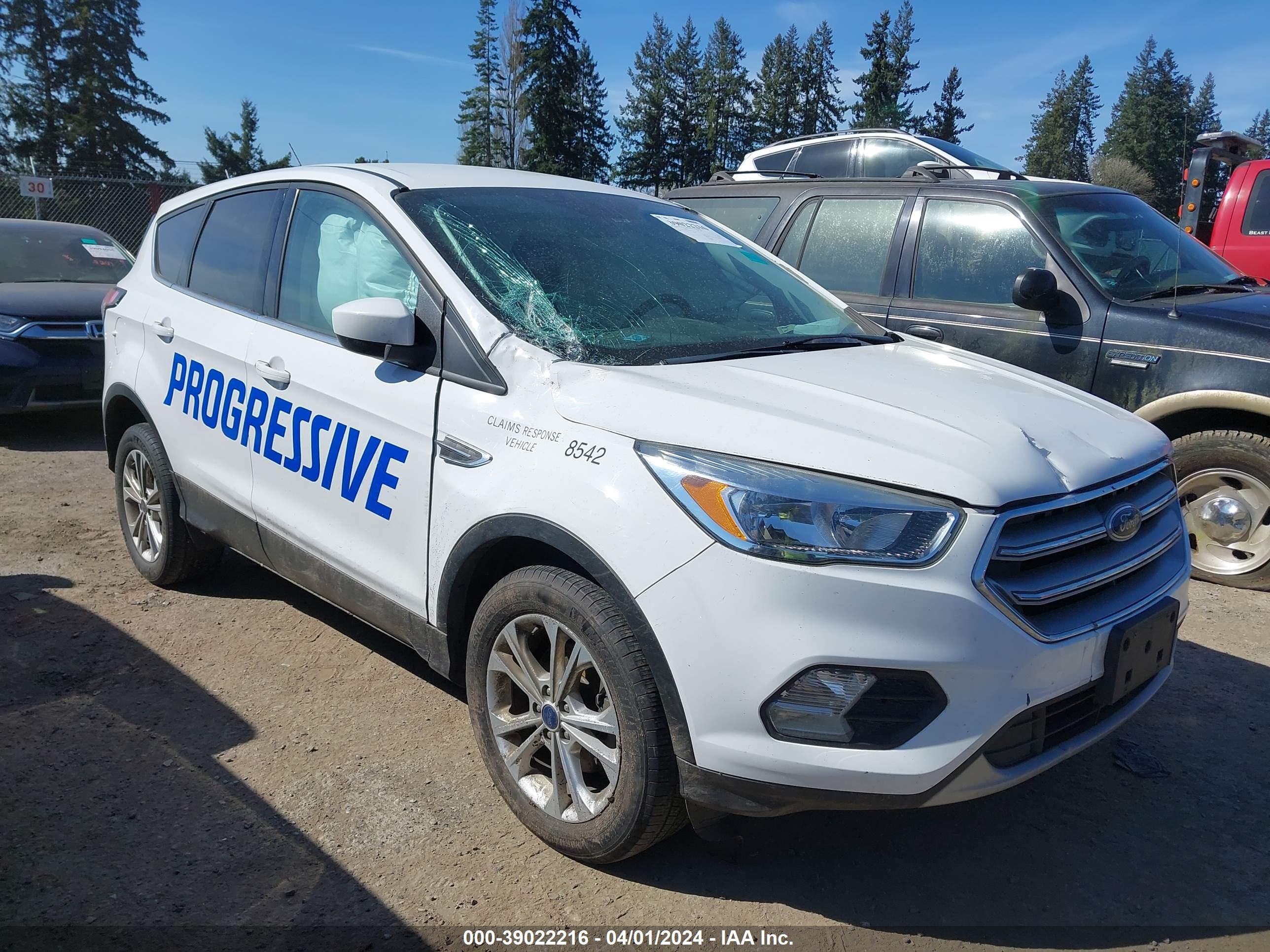 FORD ESCAPE 2017 1fmcu0gd0huc68542