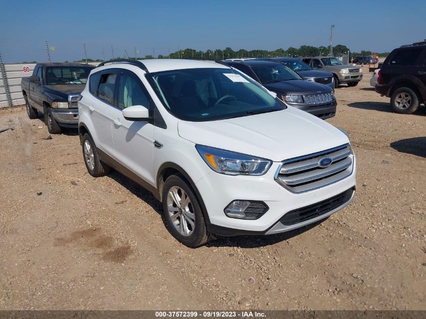 FORD ESCAPE 2018 1fmcu0gd0jua10737