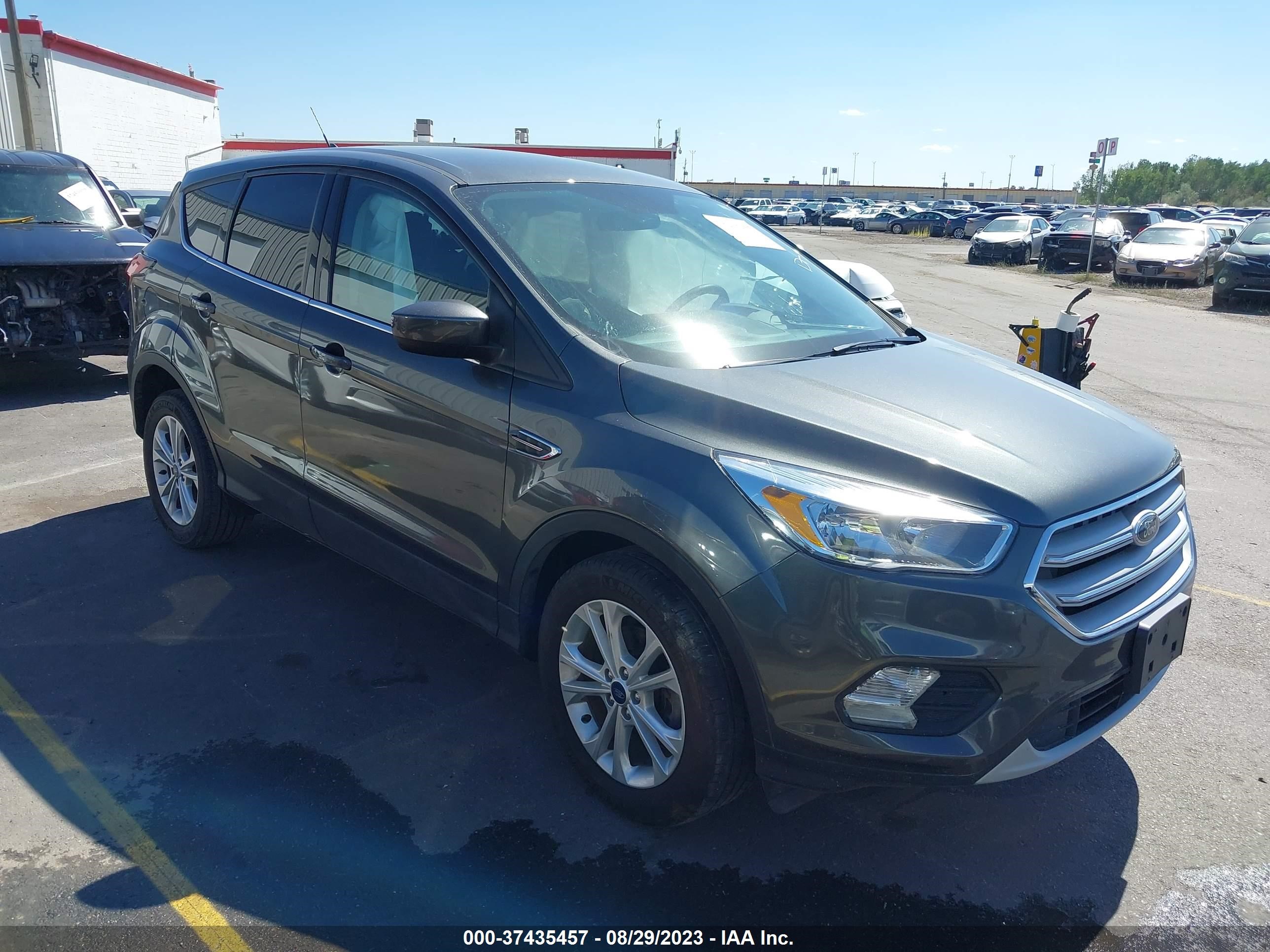 FORD ESCAPE 2019 1fmcu0gd0kua30892