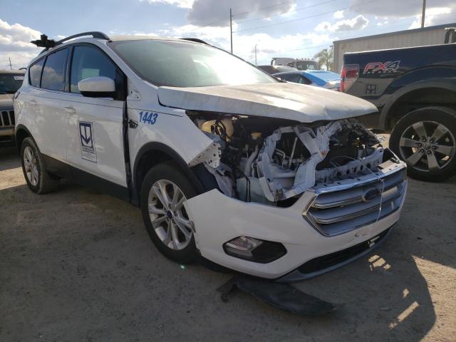 FORD ESCAPE SE 2018 1fmcu0gd1jub46195