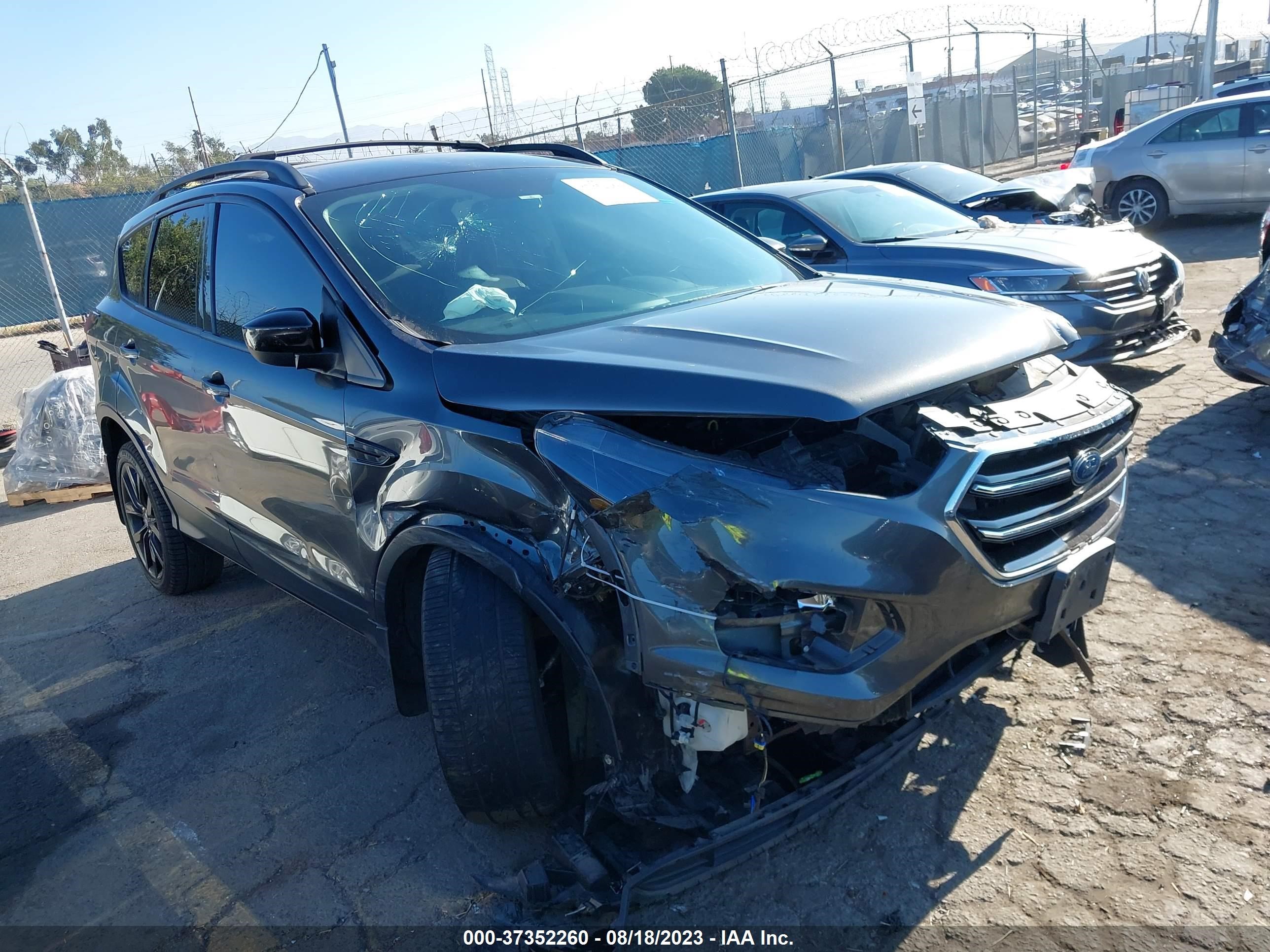 FORD ESCAPE 2019 1fmcu0gd2kua42106