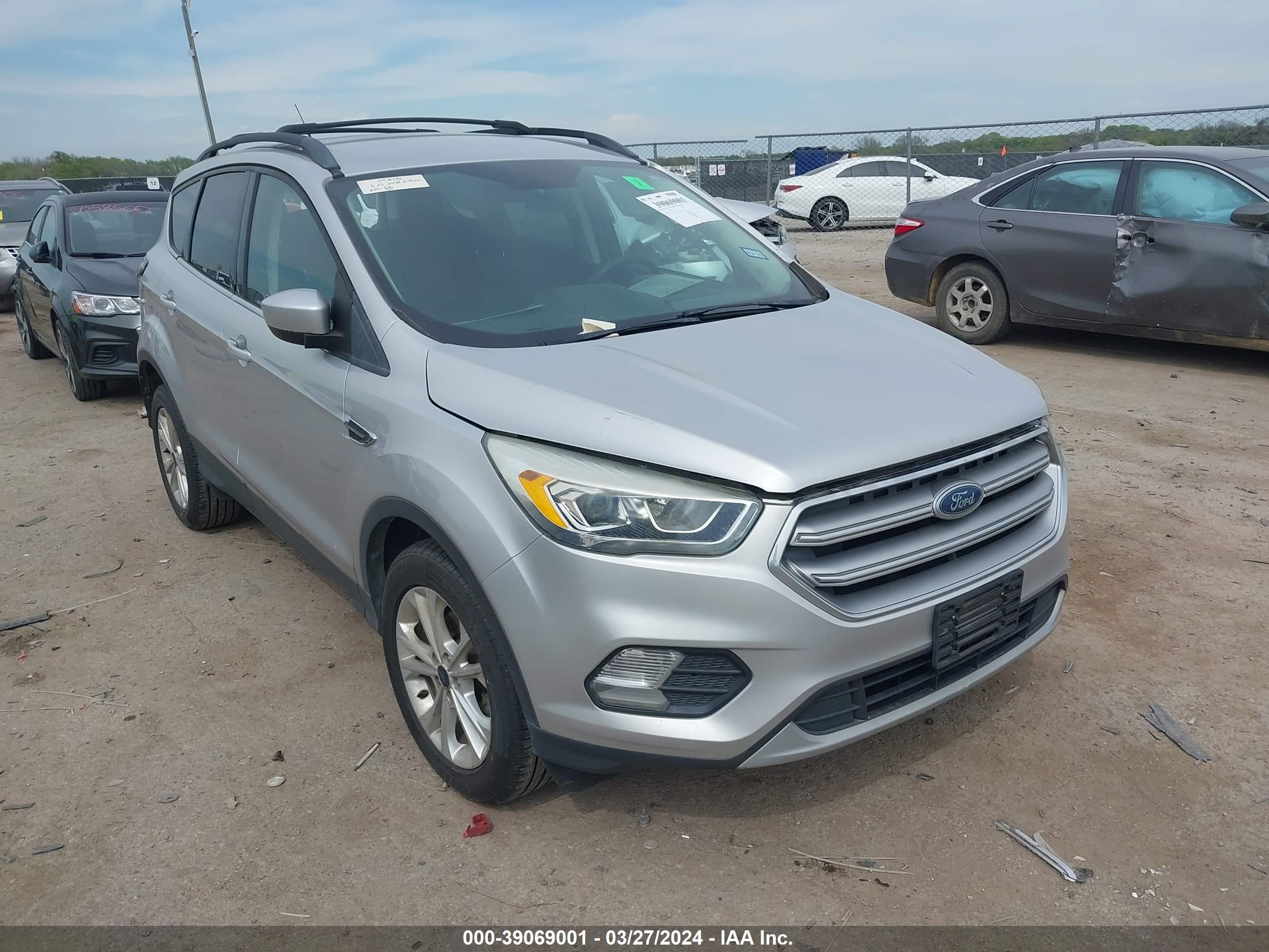 FORD ESCAPE 2017 1fmcu0gd3huc23918