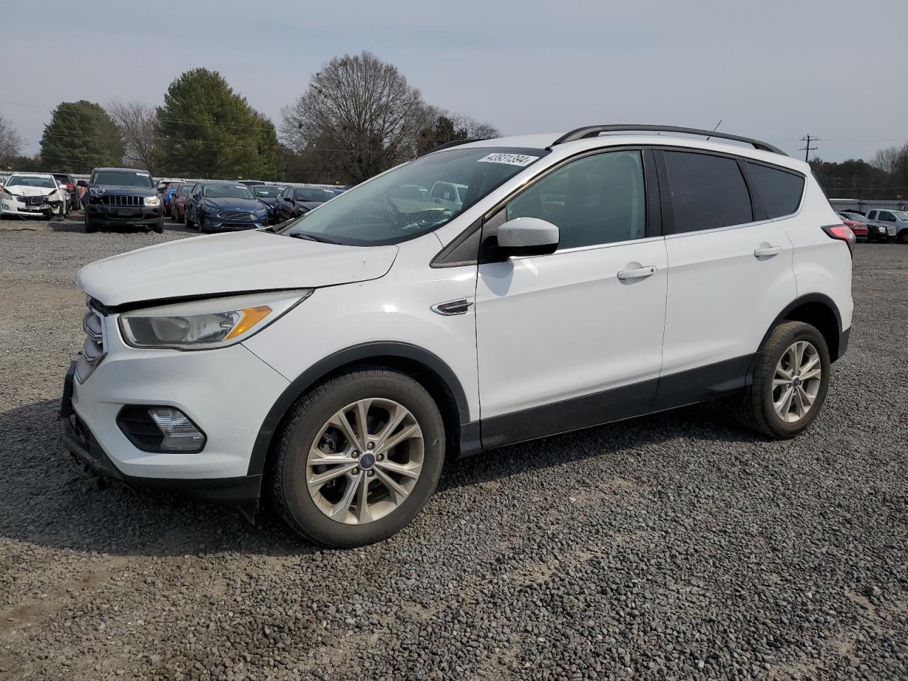 FORD ESCAPE SE 2018 1fmcu0gd4jub17497