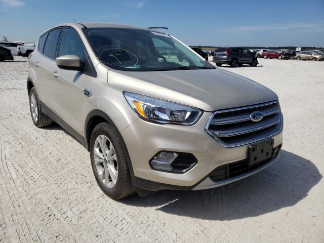 FORD ESCAPE SE 2017 1fmcu0gd5huc32846