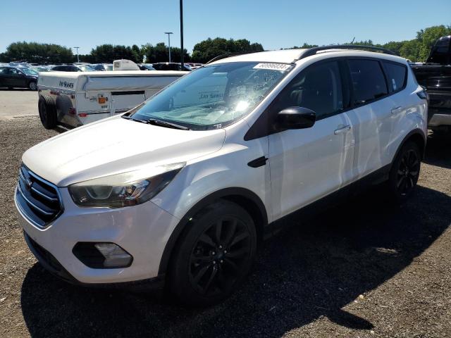 FORD ESCAPE 2018 1fmcu0gd5jua02147