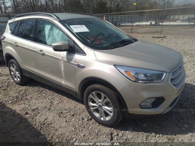 FORD ESCAPE 2018 1fmcu0gd5juc02431