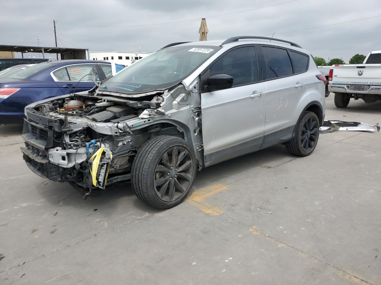 FORD ESCAPE SE 2019 1fmcu0gd5kub80741