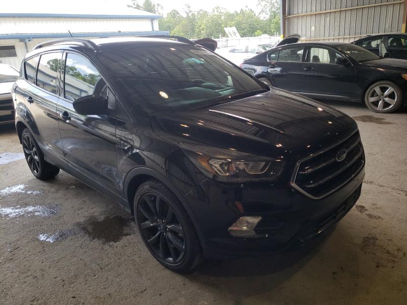 FORD ESCAPE SE 2018 1fmcu0gd6jua01881