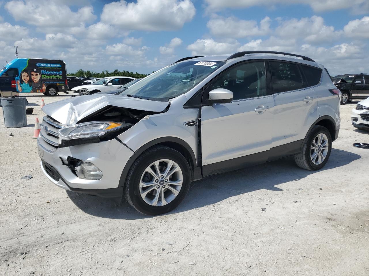 FORD ESCAPE 2018 1fmcu0gd6jud07575