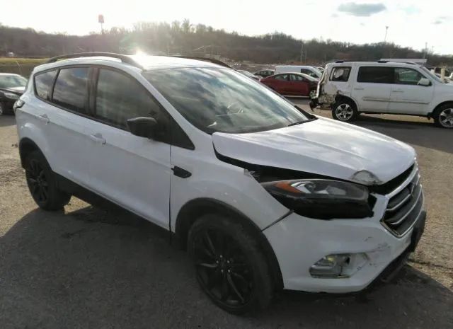 FORD ESCAPE 2017 1fmcu0gd7huc66075