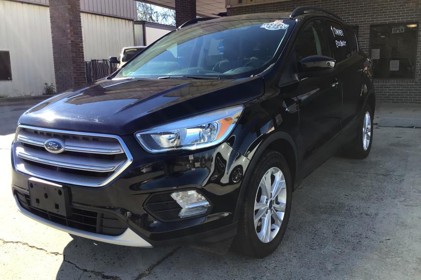 FORD ESCAPE SE 2018 1fmcu0gd8jub46405