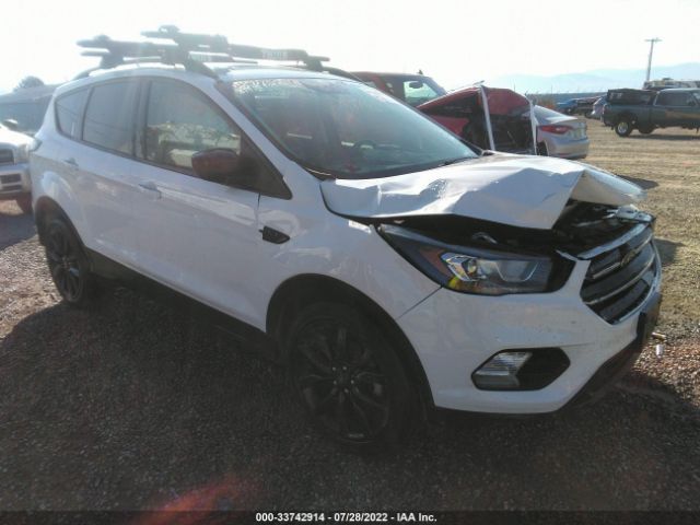 FORD ESCAPE 2018 1fmcu0gd8jud02328