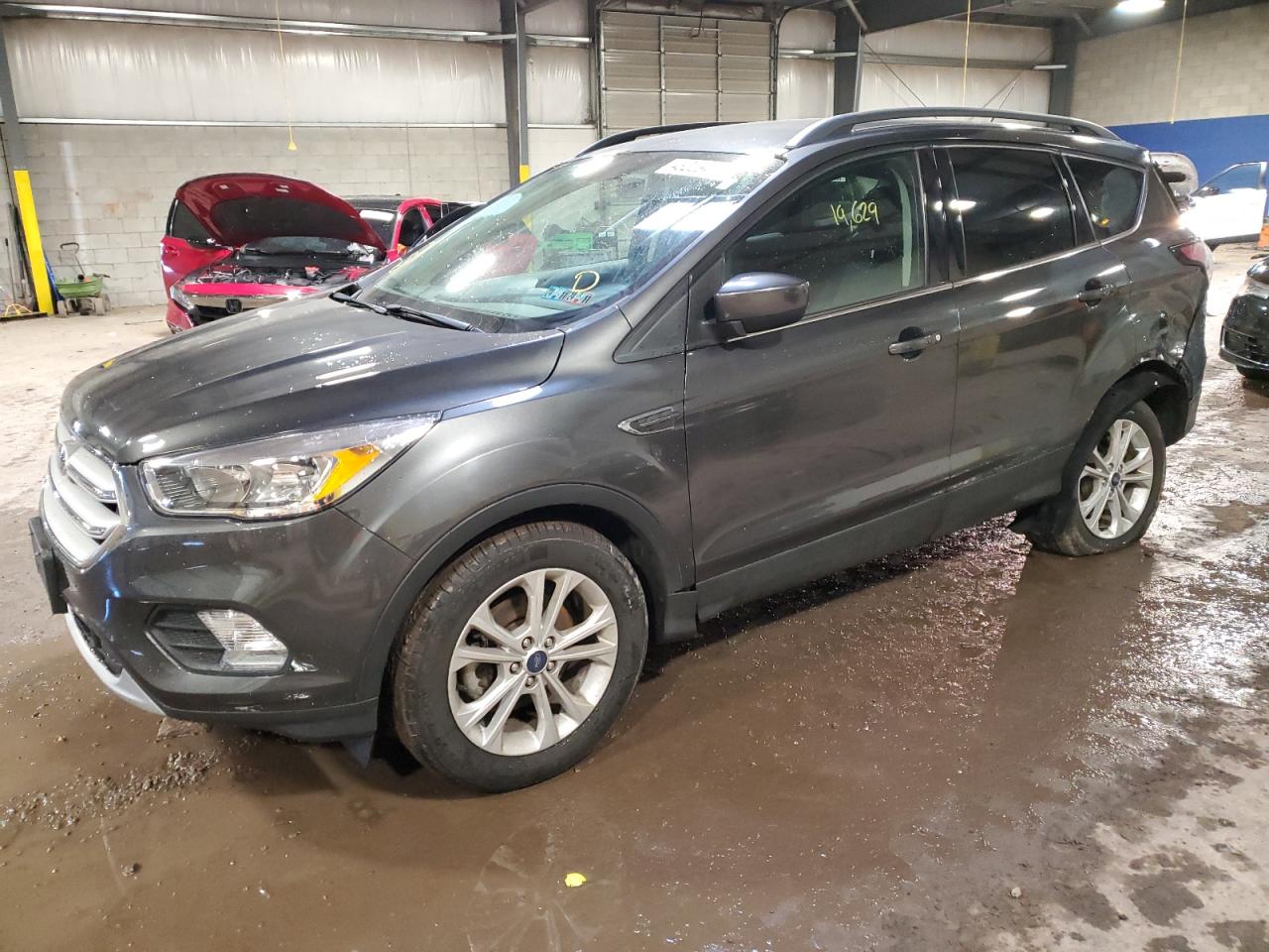 FORD ESCAPE 2018 1fmcu0gd8jud13393