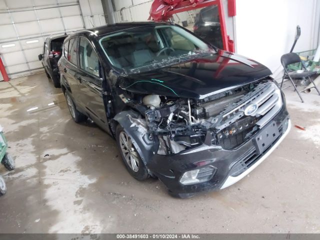 FORD ESCAPE 2017 1fmcu0gdxhub59019