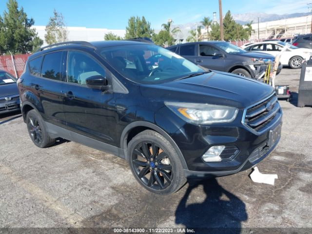 FORD ESCAPE 2017 1fmcu0gdxhud77137