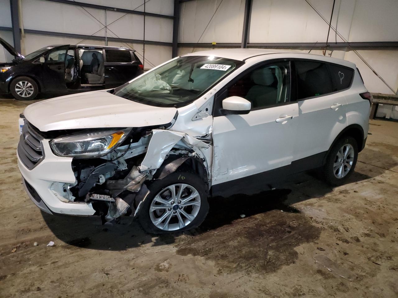 FORD ESCAPE 2017 1fmcu0gdxhud92303