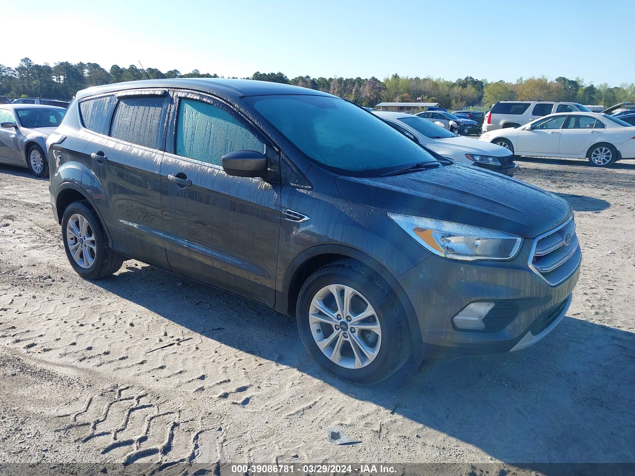 FORD ESCAPE 2017 1fmcu0gdxhue29334