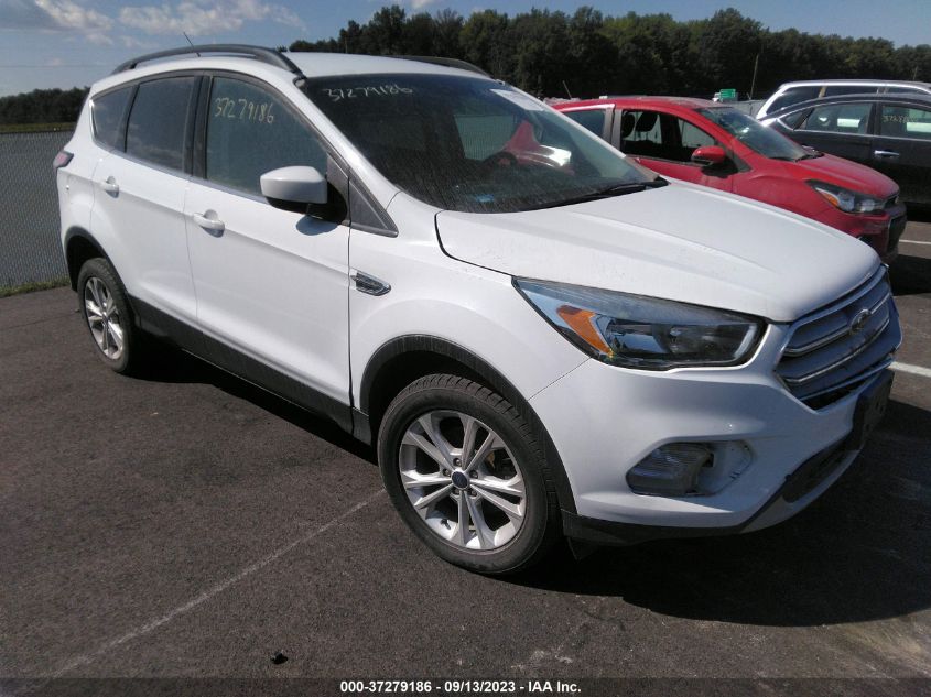 FORD ESCAPE 2018 1fmcu0gdxjub46048