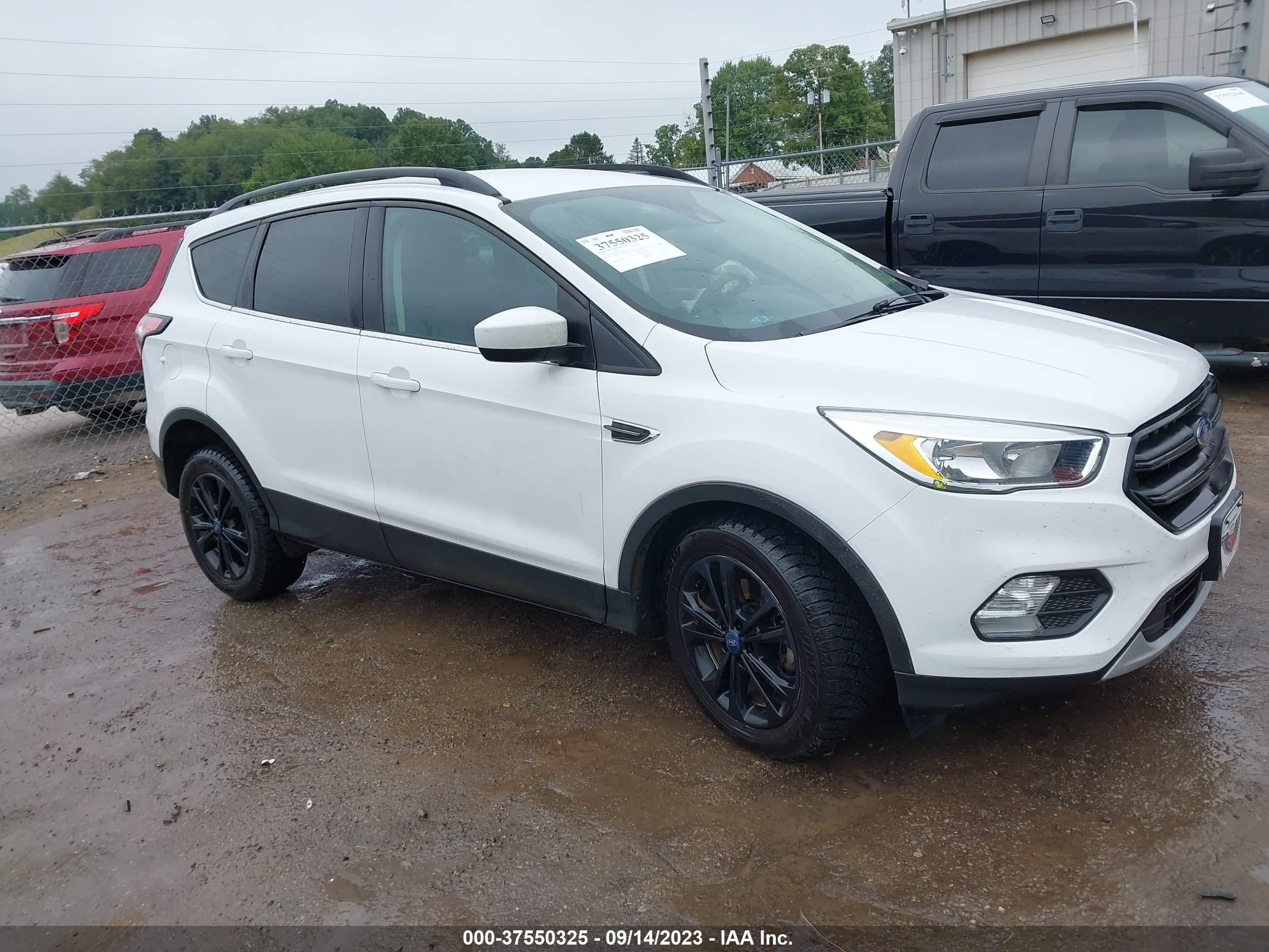 FORD ESCAPE 2018 1fmcu0gdxjud22998