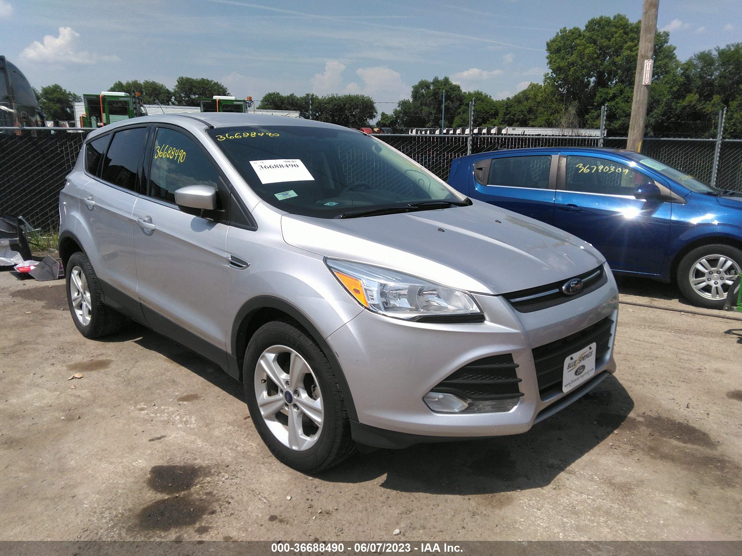 FORD ESCAPE 2014 1fmcu0gx3euc21396