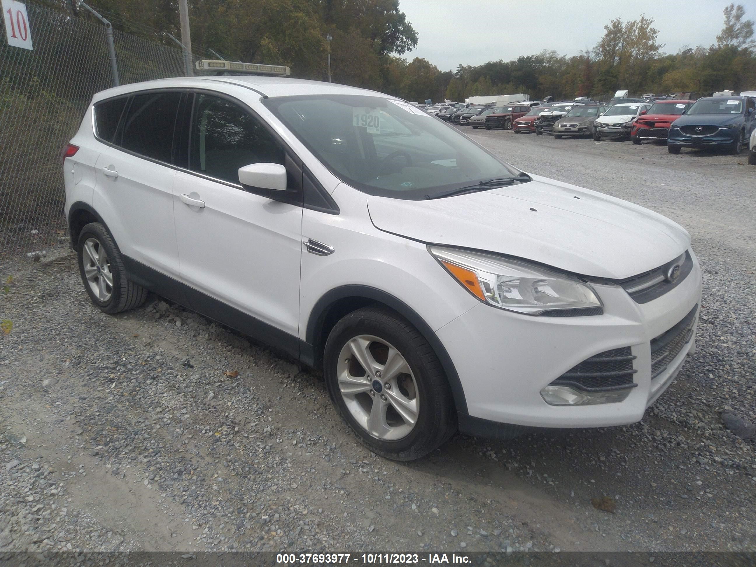 FORD ESCAPE 2015 1fmcu0gx5fub16070