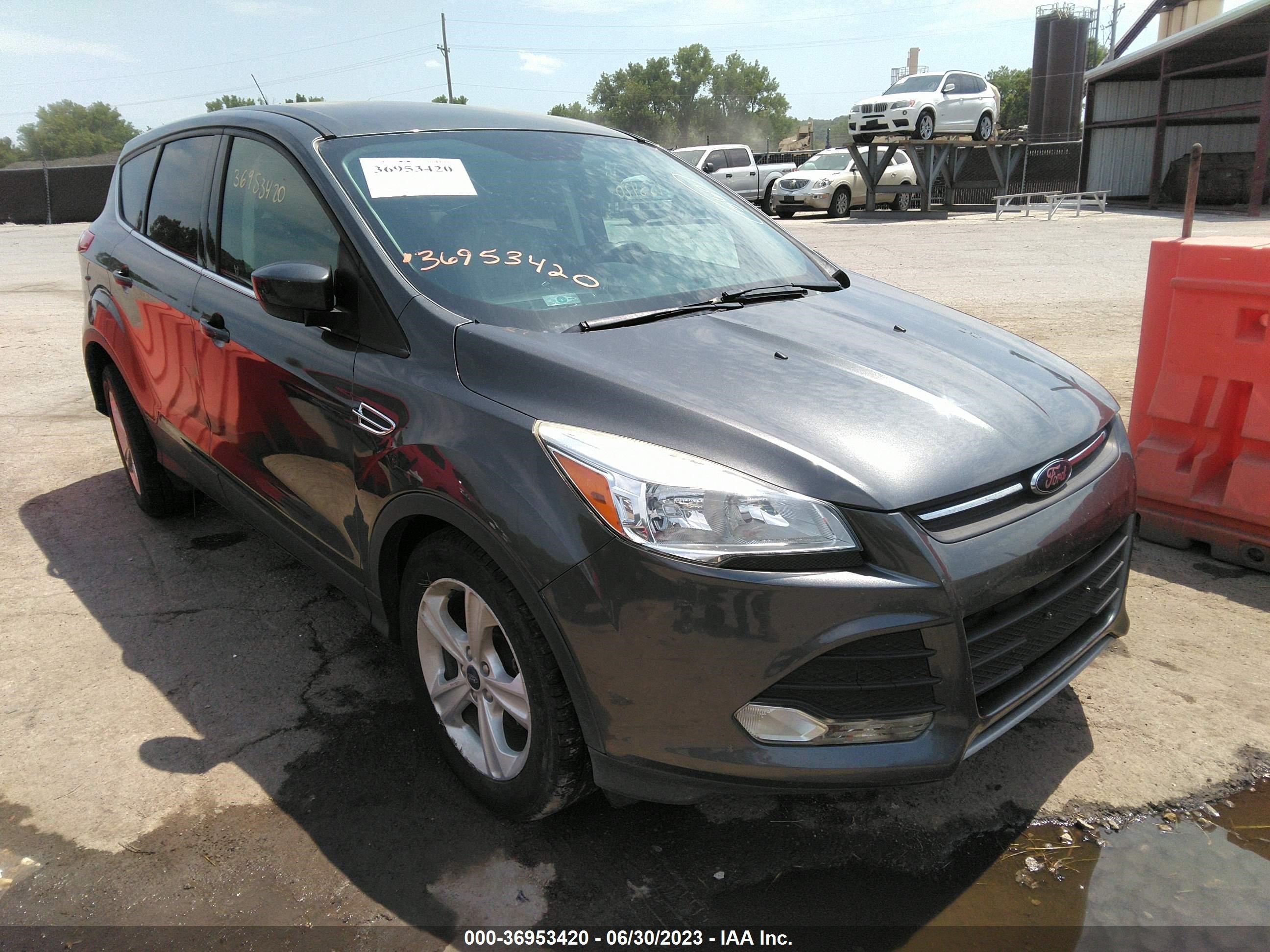 FORD ESCAPE 2016 1fmcu0gx8gua52219