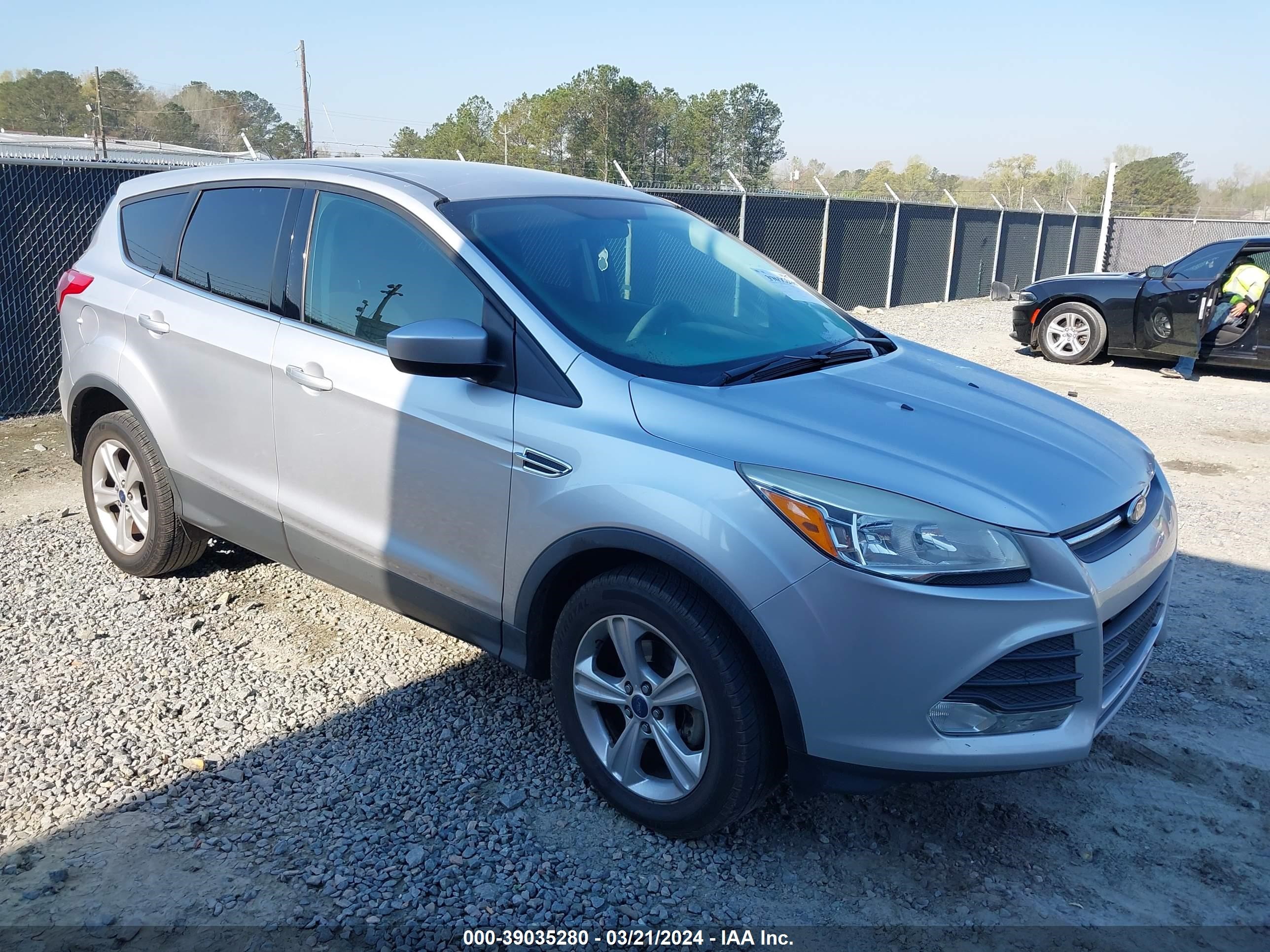 FORD ESCAPE 2015 1fmcu0gxxfub55432