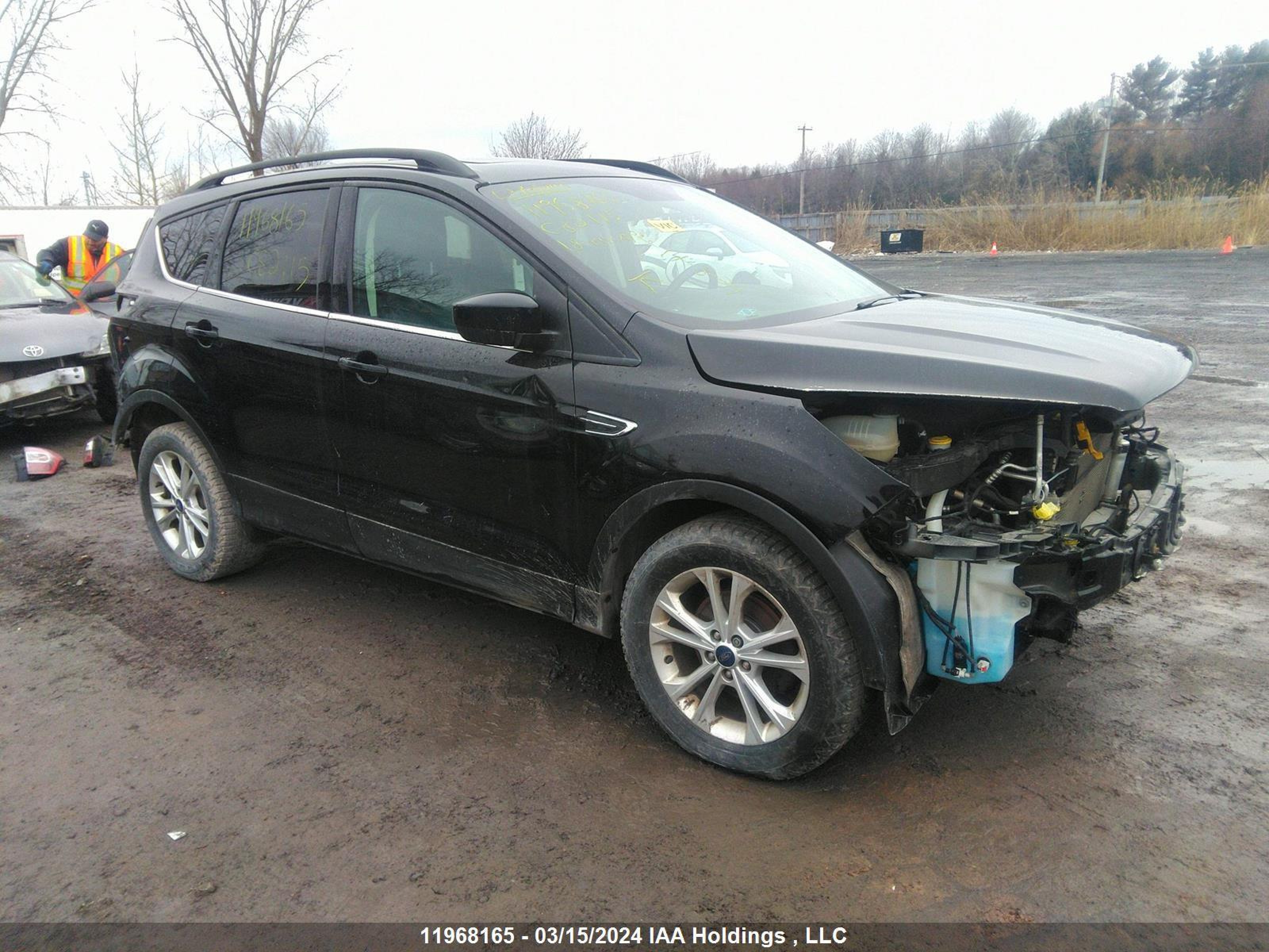 FORD ESCAPE 2018 1fmcu0hd1juc82115