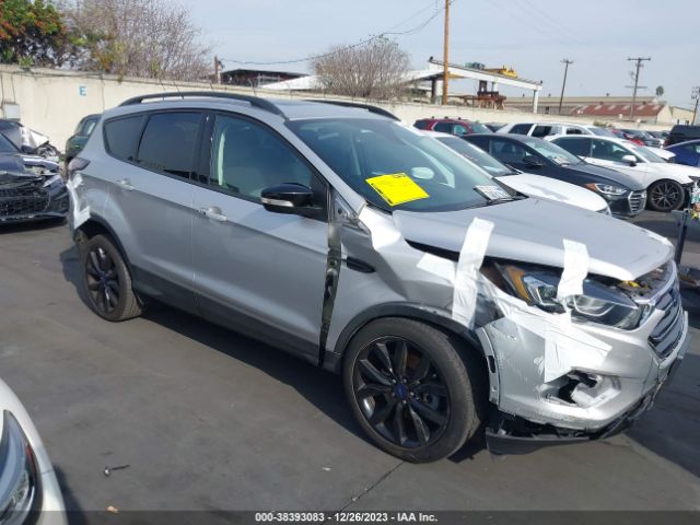 FORD ESCAPE 2017 1fmcu0j92hub44941